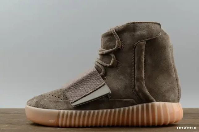Yeezy Brown 750 Boost BY2456 adidas Light 0704